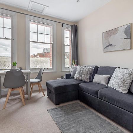 Guest Homes - Trinity Apartment Worcester Eksteriør bilde