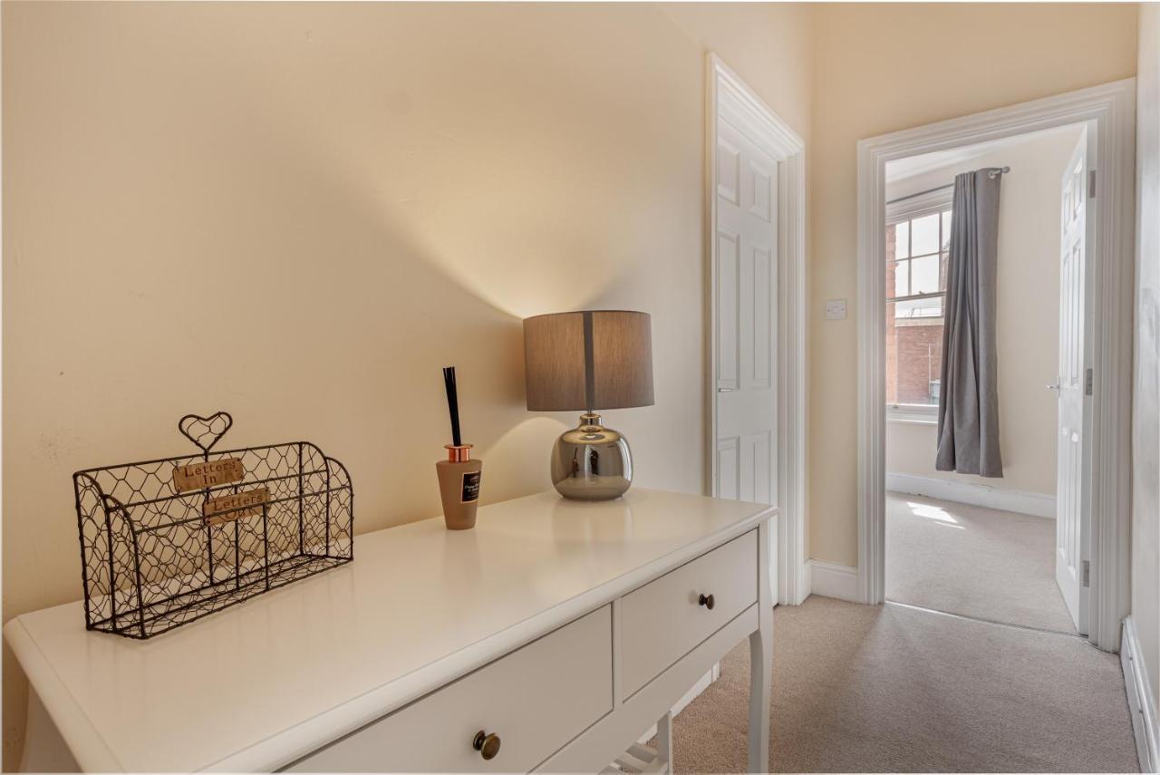 Guest Homes - Trinity Apartment Worcester Eksteriør bilde