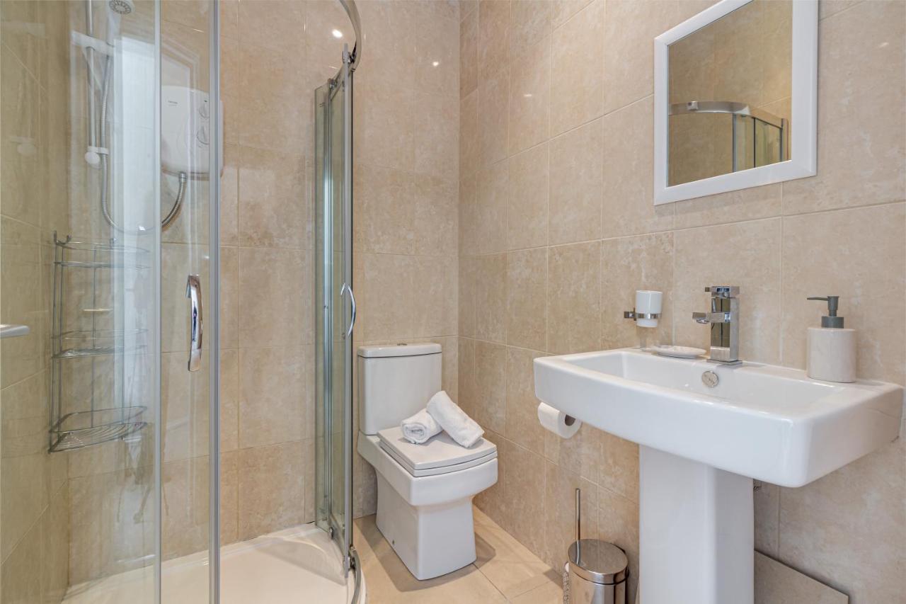 Guest Homes - Trinity Apartment Worcester Eksteriør bilde