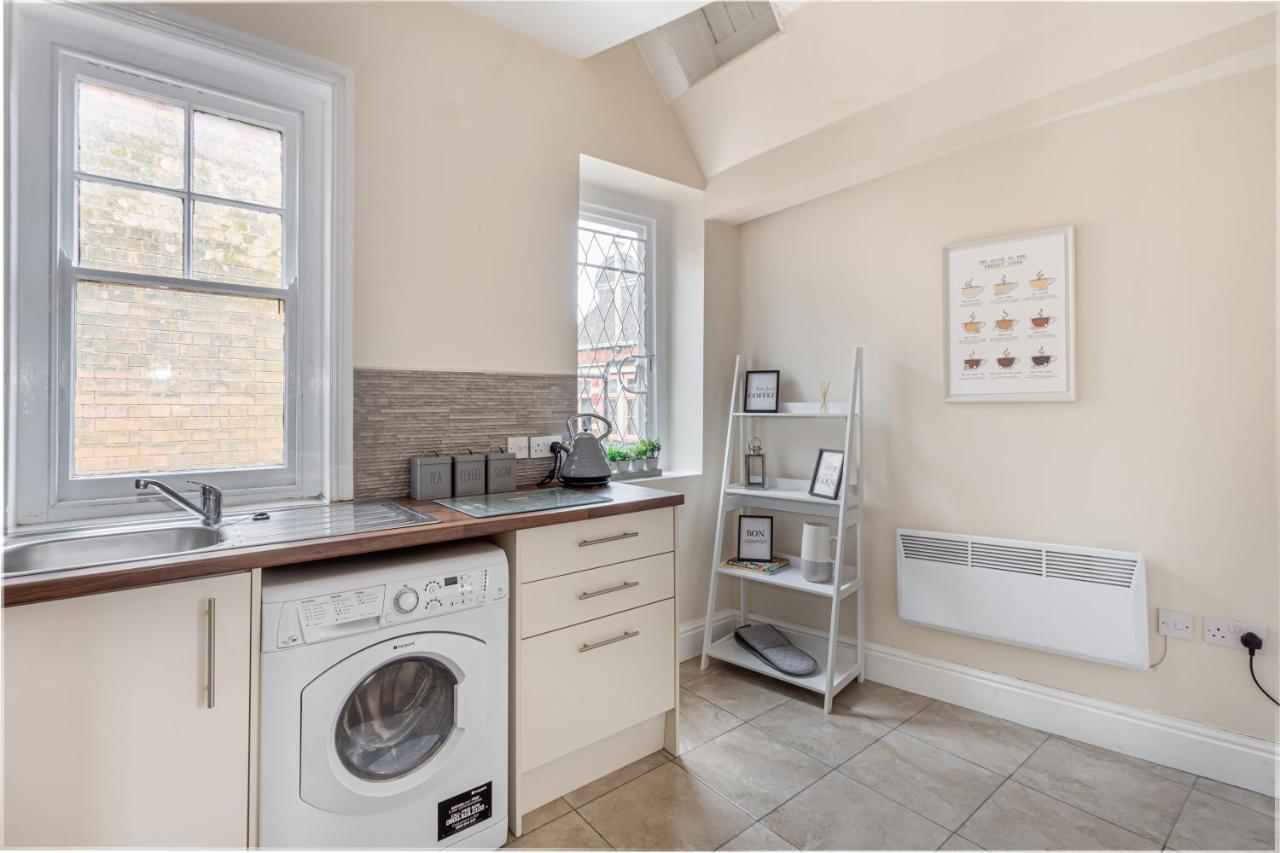 Guest Homes - Trinity Apartment Worcester Eksteriør bilde